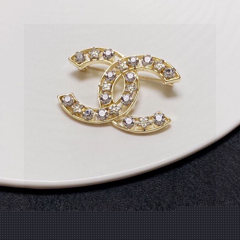 Ch*el brooches